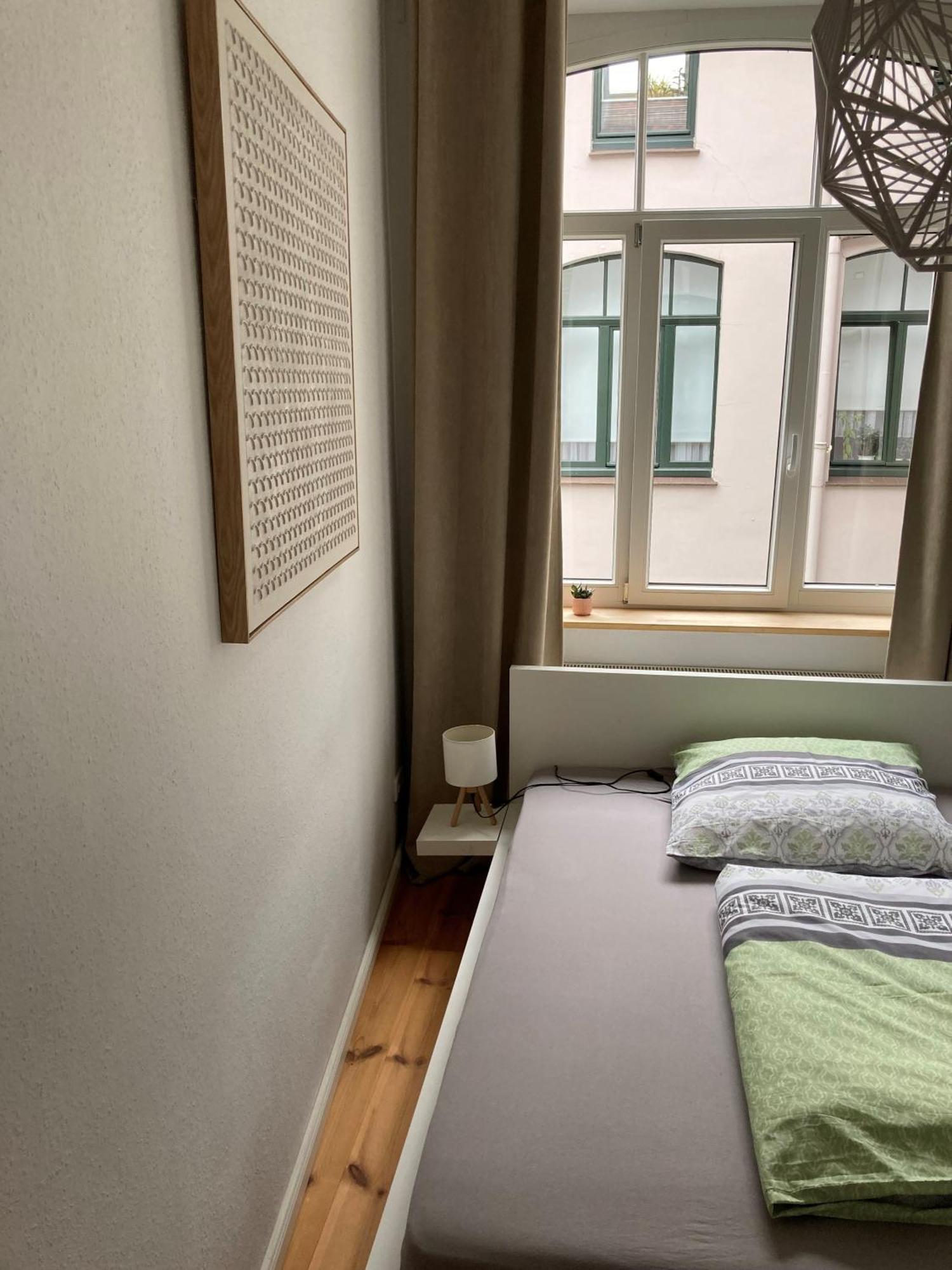 Apartment Suite-dreams - List *